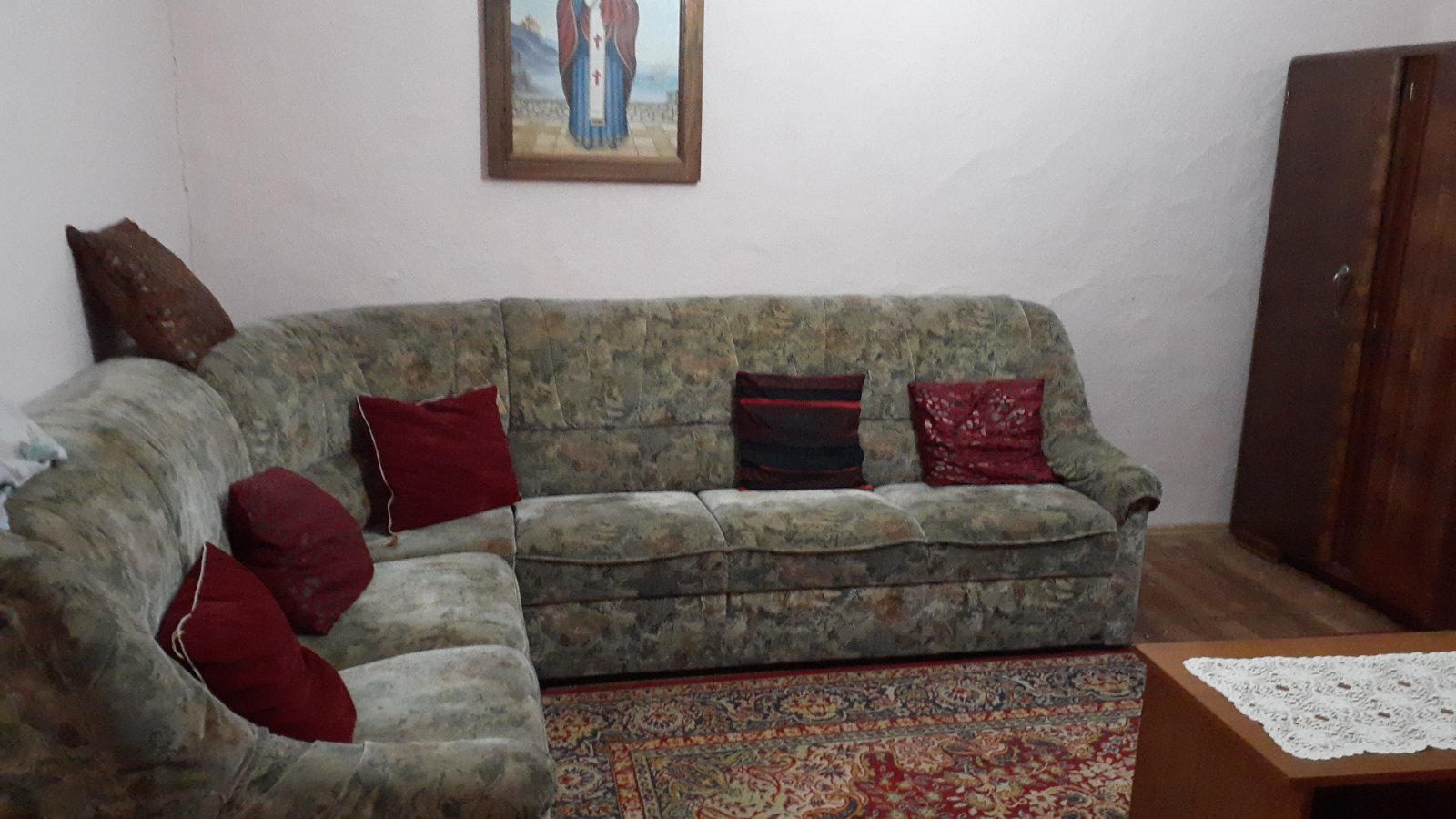 Prodajem kucu u Jarkovcu 2