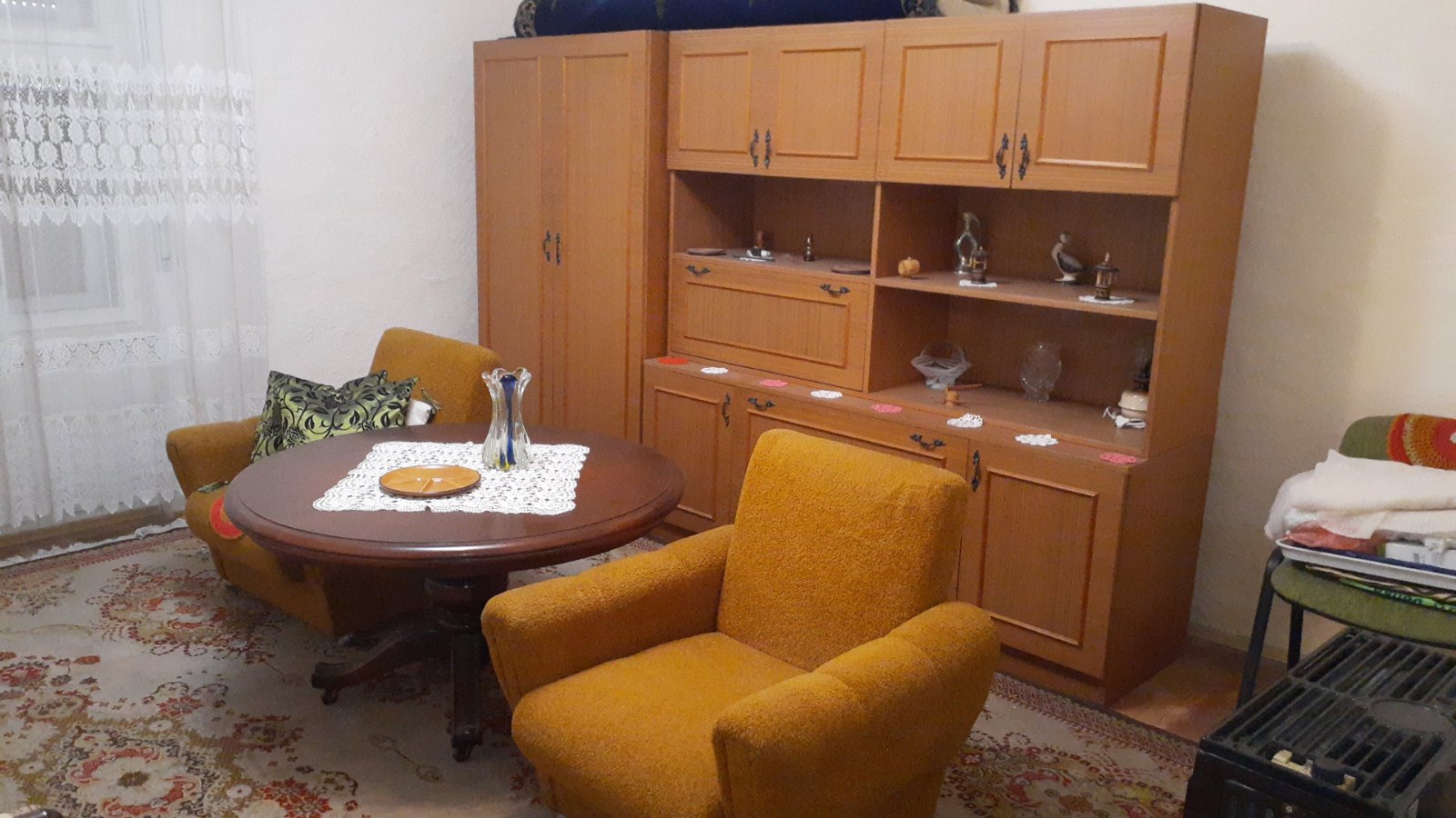 Prodajem kucu u Jarkovcu 3