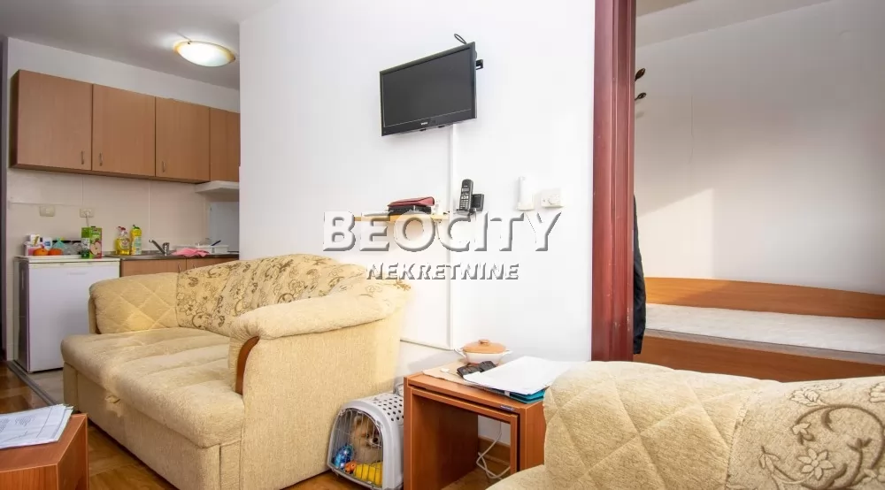 Dvosoban stan, 28 m2, Marija Bursać, Mozerova ID: 129961 4