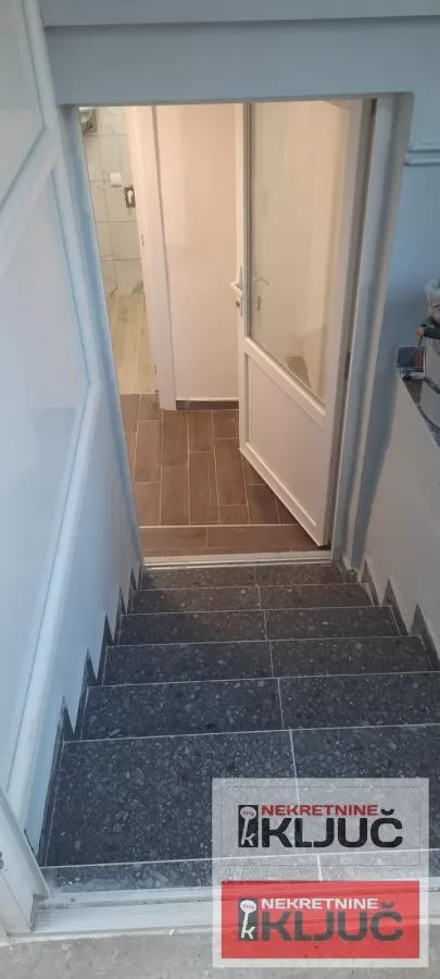 ADICE, 28m2+terasa, Garsonjera, Odmah useljiva 10