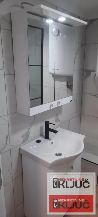 ADICE, 28m2+terasa, Garsonjera, Odmah useljiva 18