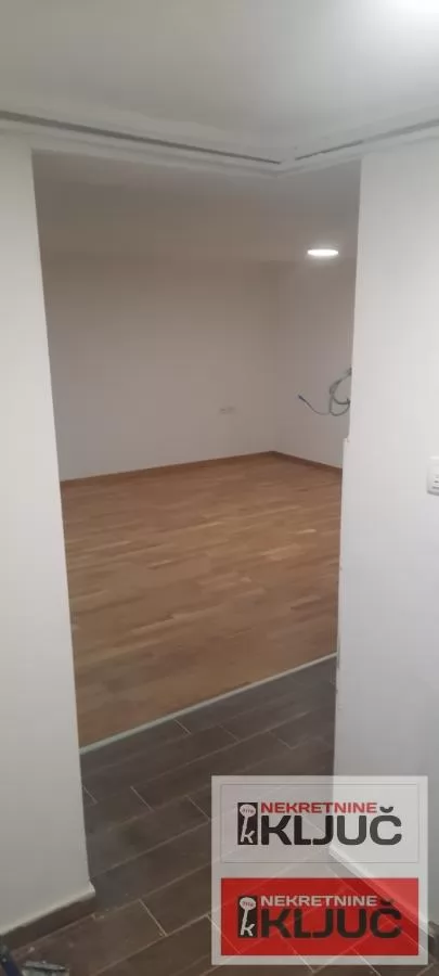 ADICE, 28m2+terasa, Garsonjera, Odmah useljiva 9