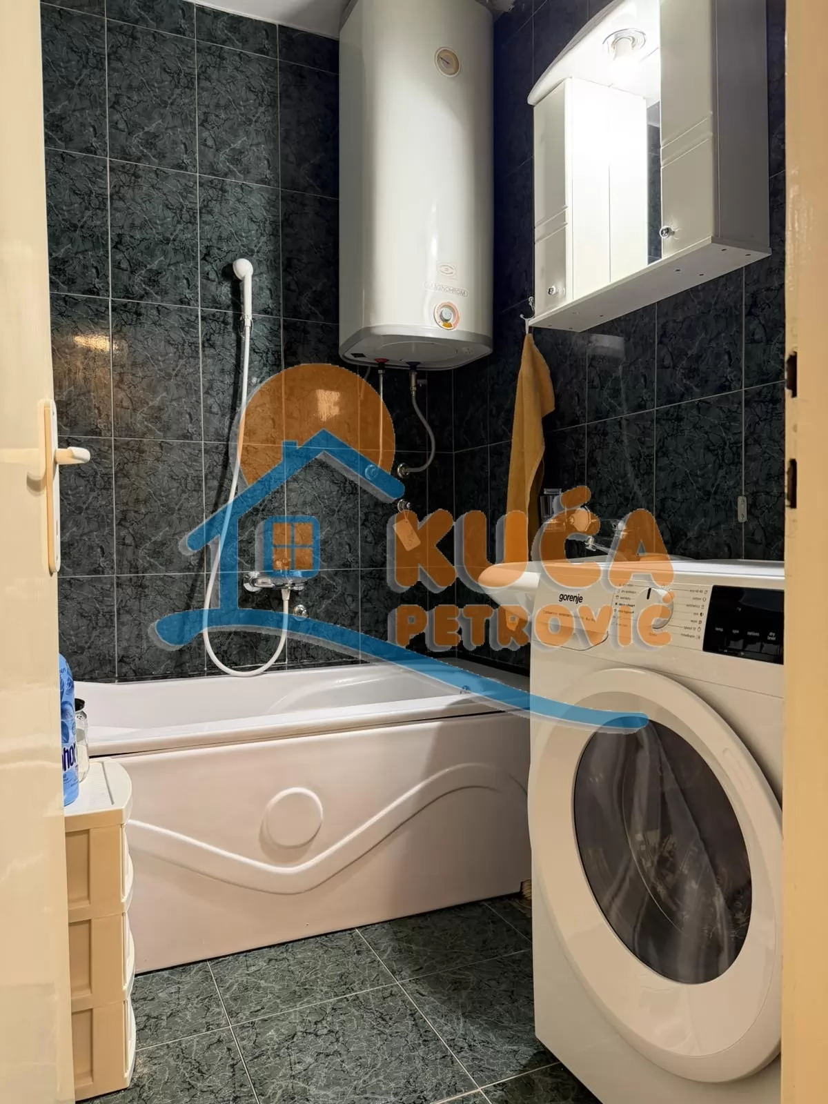 Trosoban stan, 70 m2, Dom zdravlja, Vojvode Mišića ID: i-015982 13