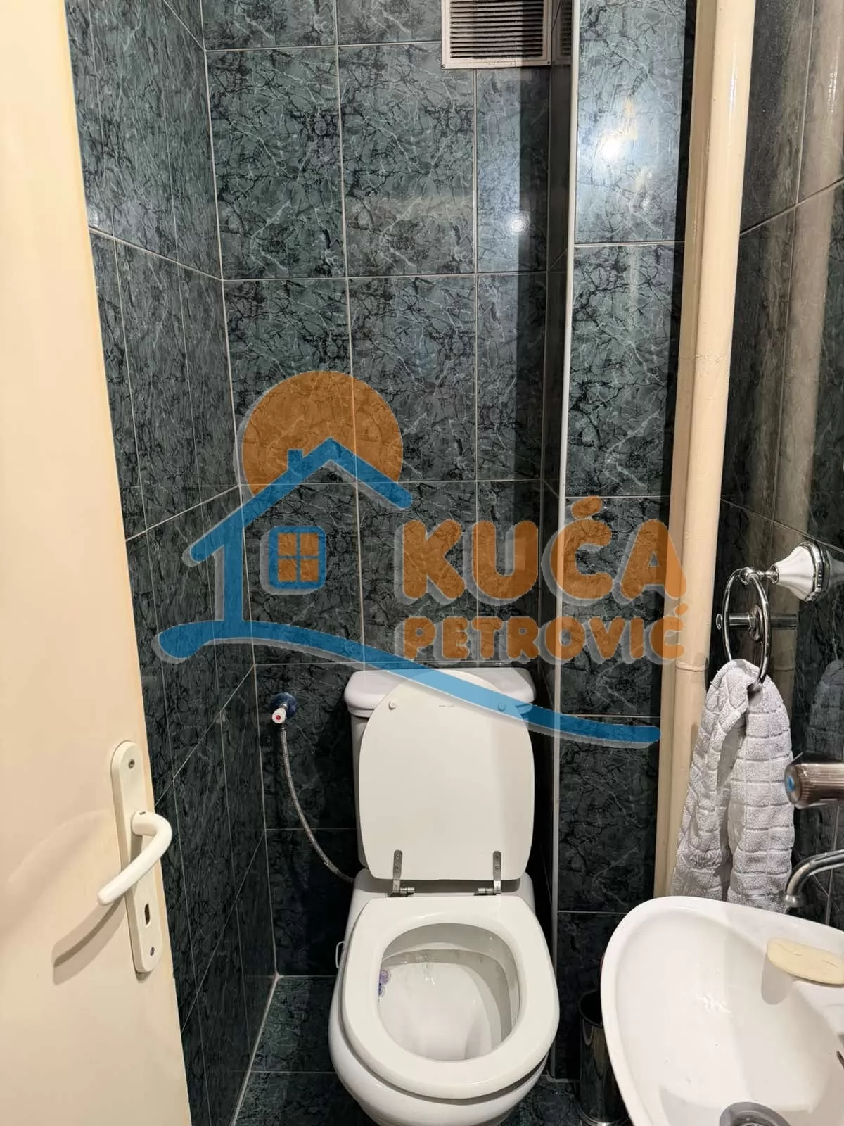 Trosoban stan, 70 m2, Dom zdravlja, Vojvode Mišića ID: i-015982 14