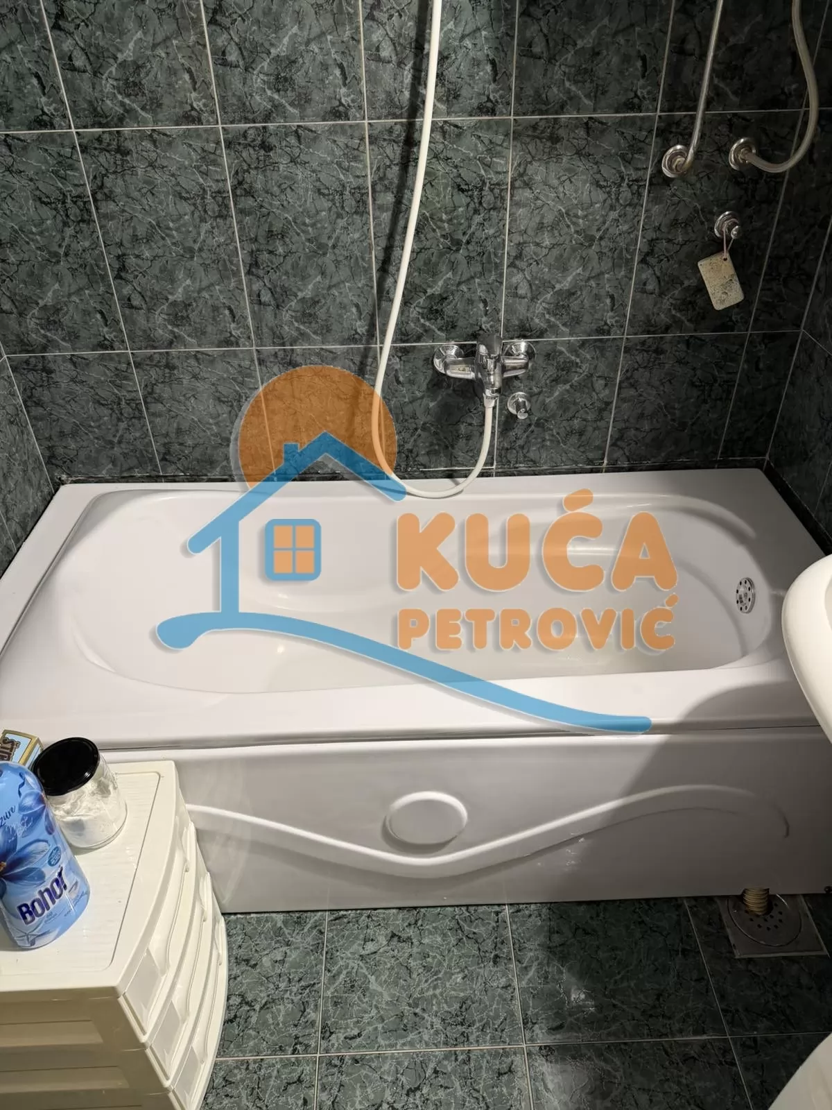 Trosoban stan, 70 m2, Dom zdravlja, Vojvode Mišića ID: i-015982 16