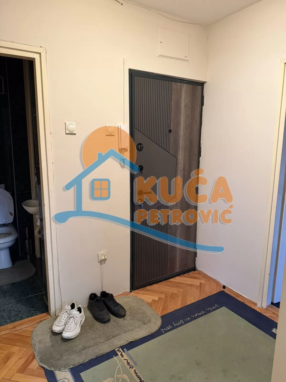 Trosoban stan, 70 m2, Dom zdravlja, Vojvode Mišića ID: i-015982 24