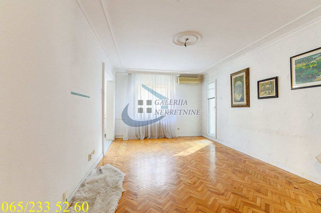 Savski venac  Centar   Durmitorska 105m2 2