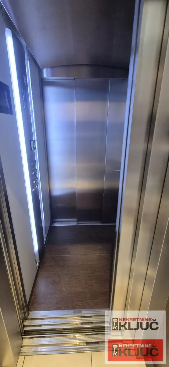 BULEVAR EVROPE, 42m2, Dvosoban, Moderno namešten 13