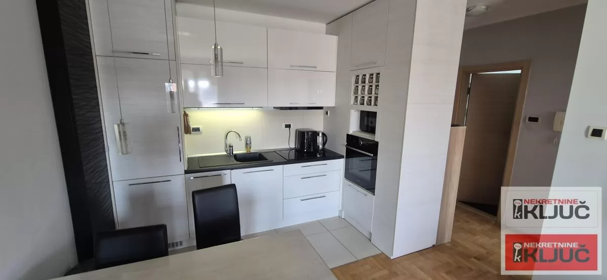 BULEVAR EVROPE, 42m2, Dvosoban, Moderno namešten 3