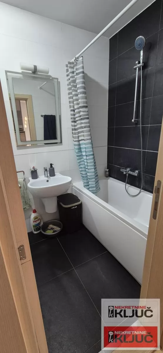 BULEVAR EVROPE, 42m2, Dvosoban, Moderno namešten 9