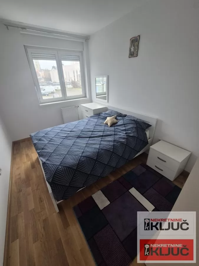 CENTAR IZDAJE SE DVOIPOSOBAN NAMEŠTEN STAN 4