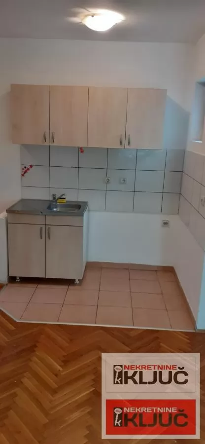 Grbavica,36 m2,jednoiposoban 4