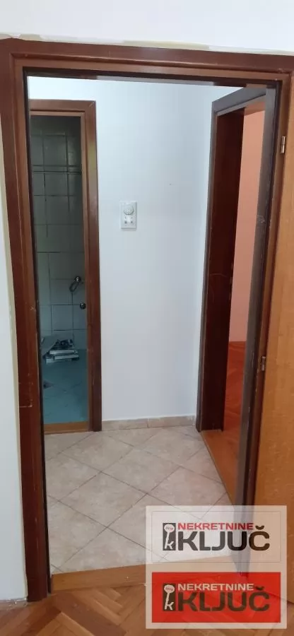 Grbavica,36 m2,jednoiposoban 9