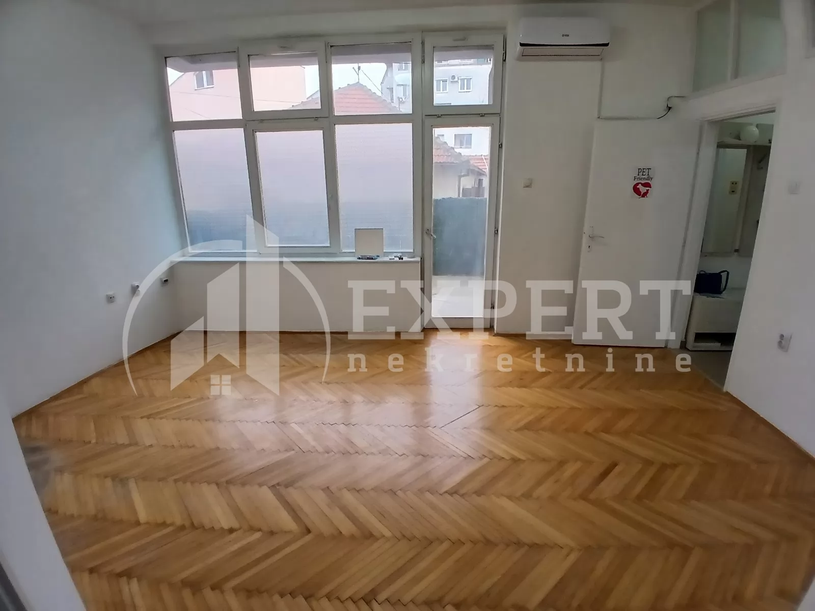 Lokal, 55 m2, Crveni Pevac, Vožda Karađorđa ID: i-015967 15