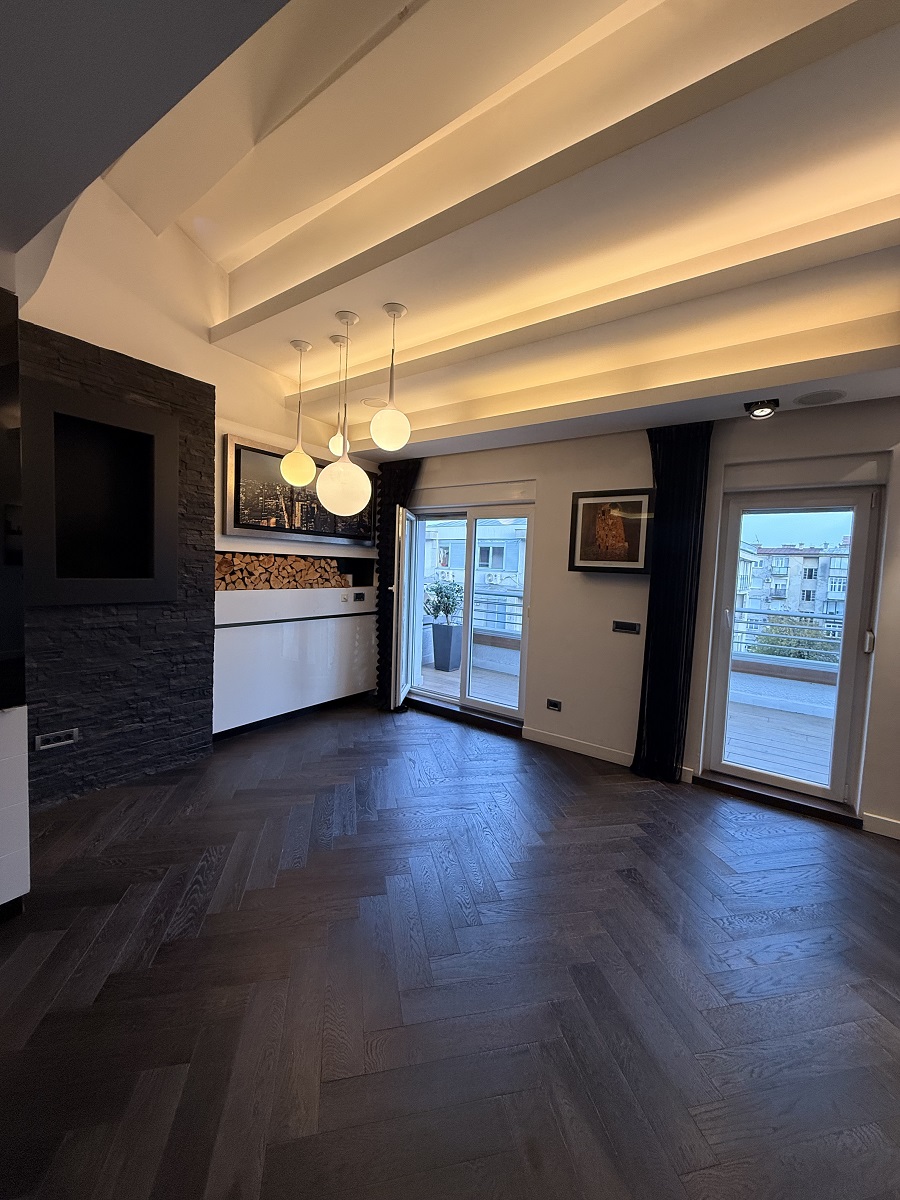 Četvorosoban luksuzan dupleks sa dva garažna mesta  117m2 3