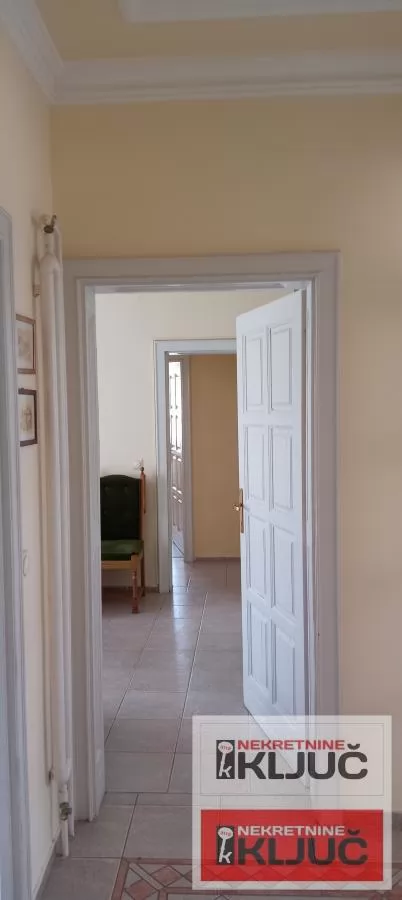 Telep, 169m2,četvorosoban,namešten 12