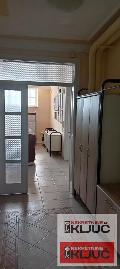 Telep, 169m2,četvorosoban,namešten 4