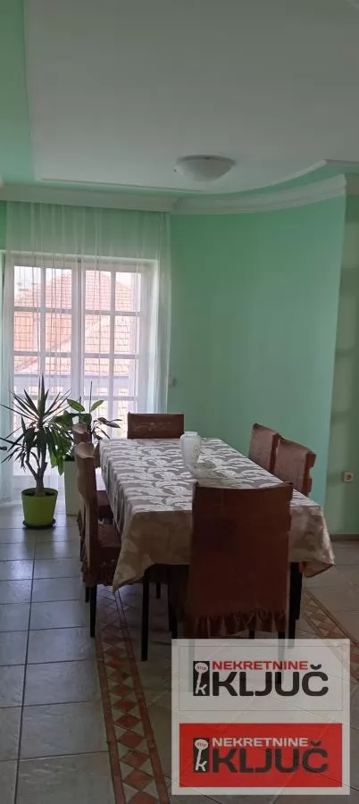 Telep, 169m2,četvorosoban,namešten 5