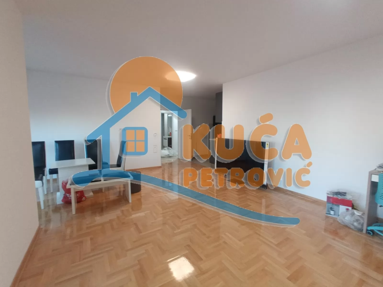 Trosoban stan, 75 m2, Čair, Prvomajska ID: i-015943 4