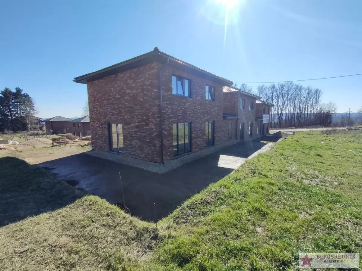 Grocka, Zaklopača, Maršala Tita, 125m2, 7.8a 3