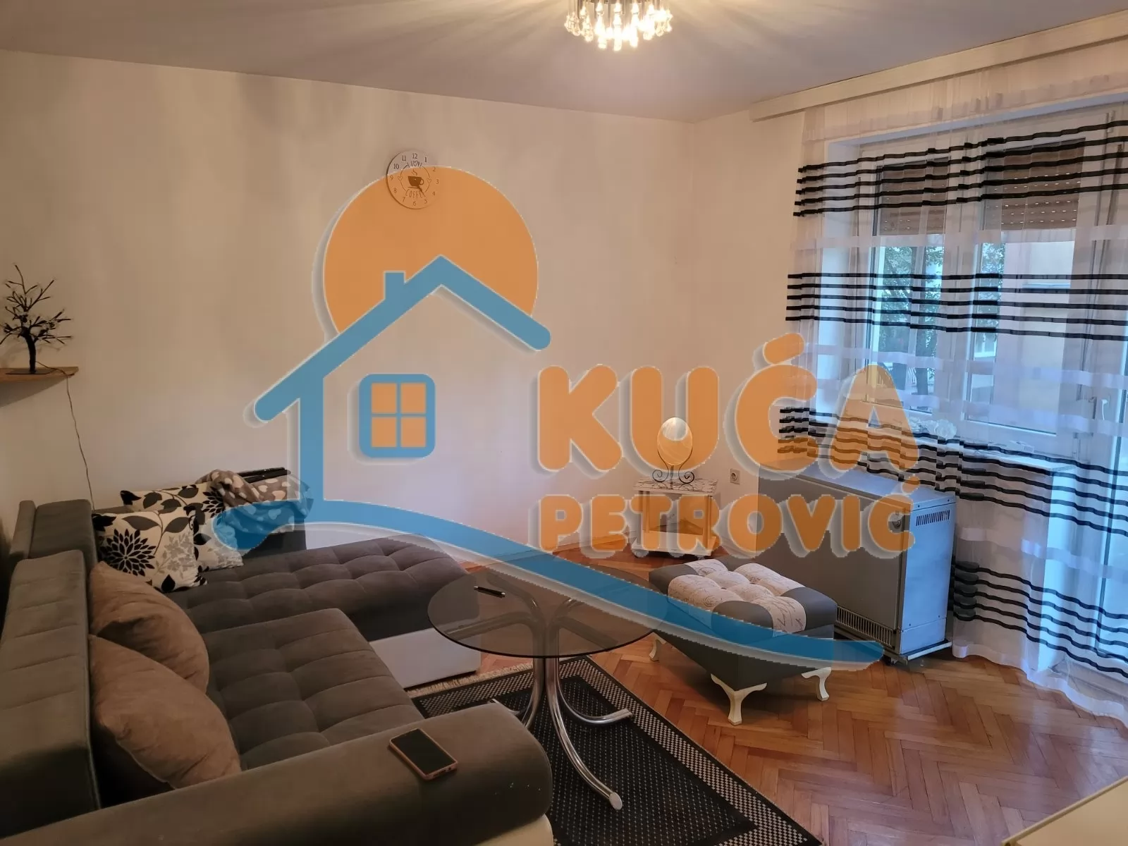 Jednosoban stan, 45 m2, Medicinski fakultet, Rentgenova ID: i-016002 1