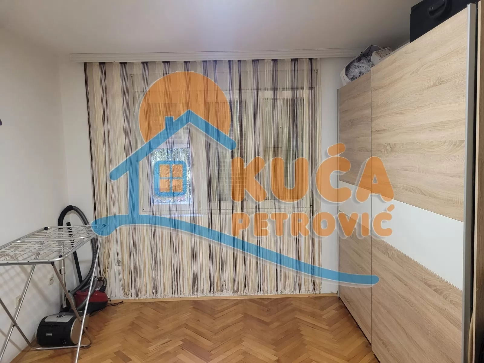 Jednosoban stan, 45 m2, Medicinski fakultet, Rentgenova ID: i-016002 10