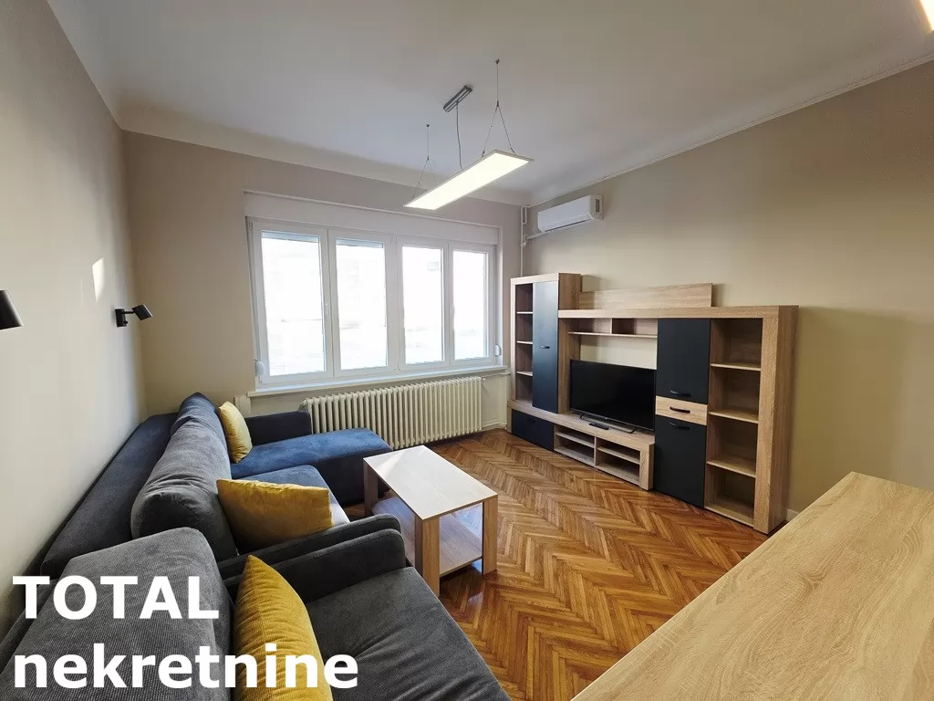 Stan,NOVI SAD,CENTAR,kv: 32.00, € 120000, ID: 1102387 4