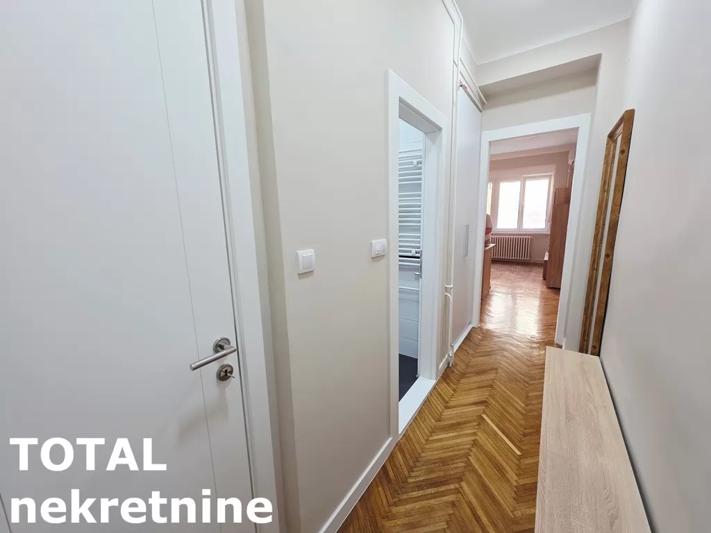 Stan,NOVI SAD,CENTAR,kv: 32.00, € 120000, ID: 1102387 9