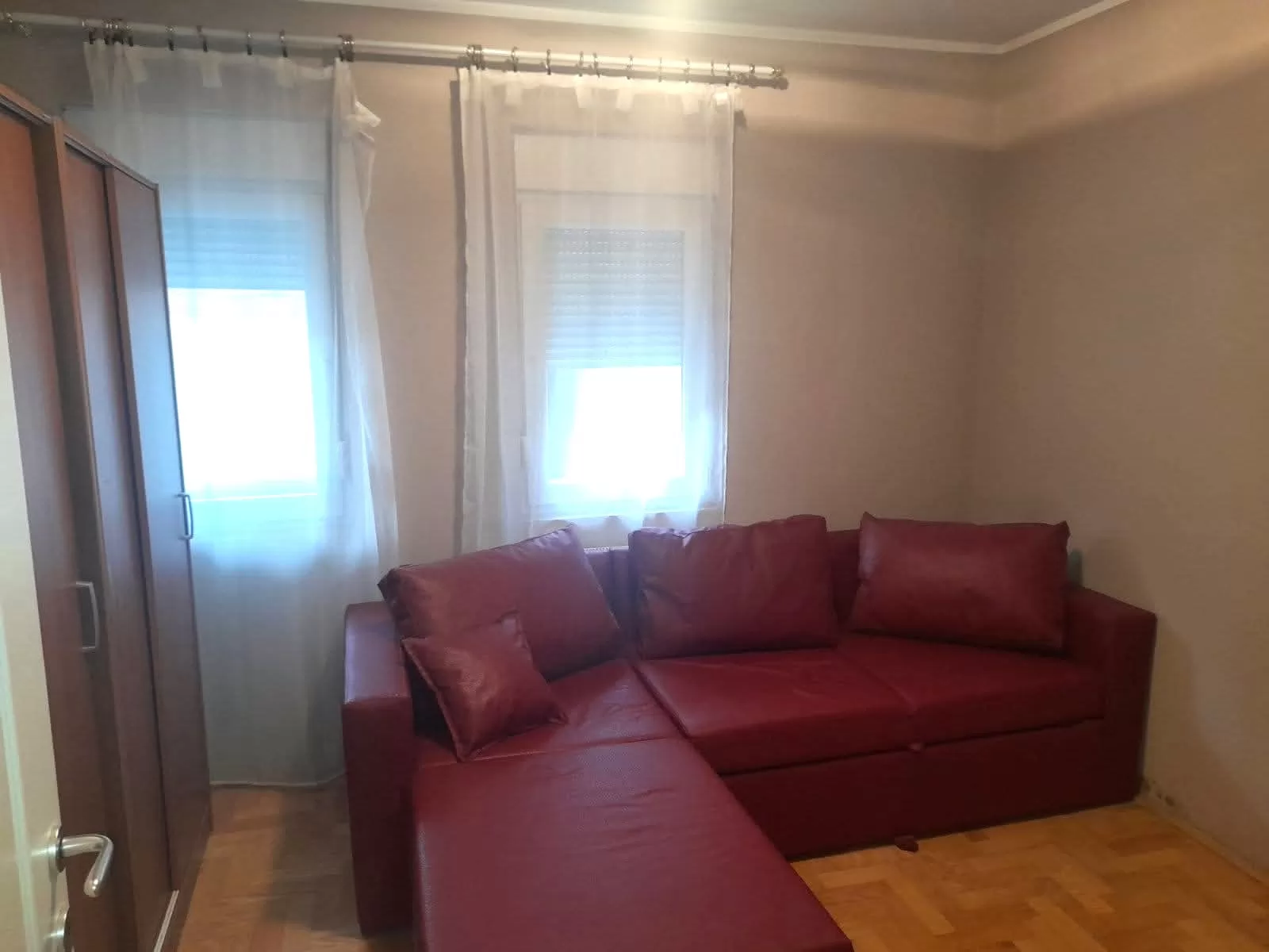 Stan,NOVI SAD,CENTAR,kv: 43, € 400, ID: 9101918 5