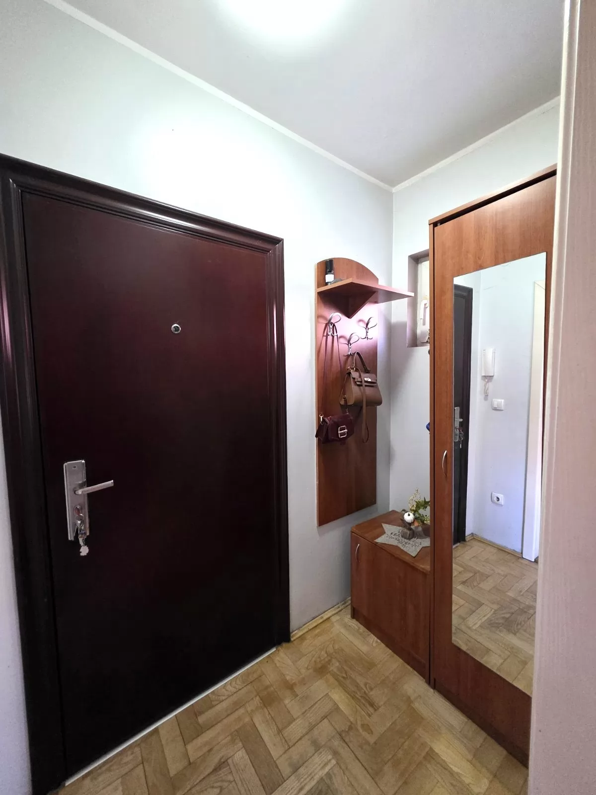 Stan,NOVI SAD,CENTAR,kv: 43, € 400, ID: 9101918 8