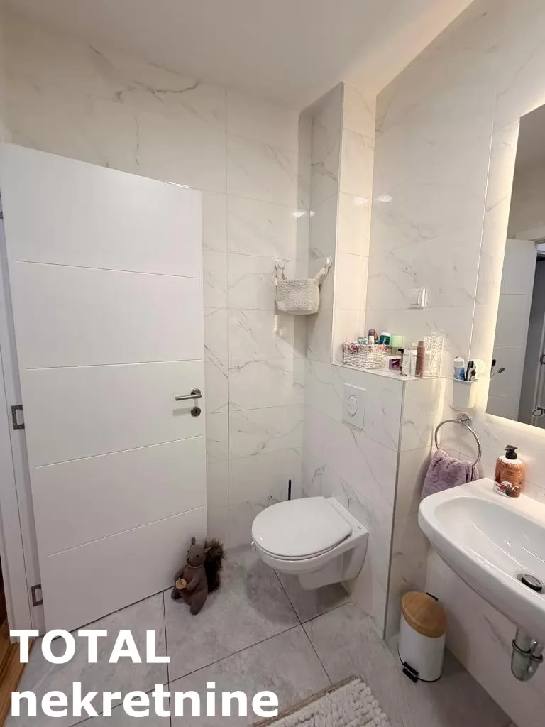 Stan,NOVI SAD,DETELINARA,kv: 67.00, € 234500, ID: 1102201 31