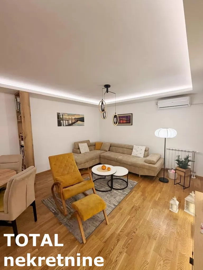 Stan,NOVI SAD,DETELINARA,kv: 67.00, € 234500, ID: 1102201 7