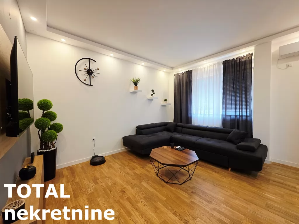 Stan,PETROVARADIN,PETROVARADIN,kv: 42.00, € 121500, ID: 1102227 3