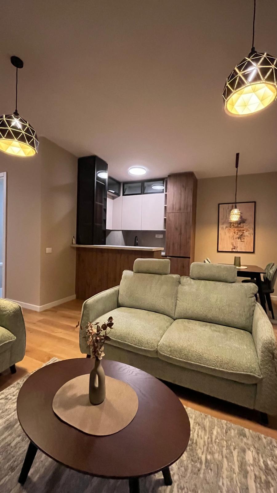 51 m dvosoban stan na izdavanje 1