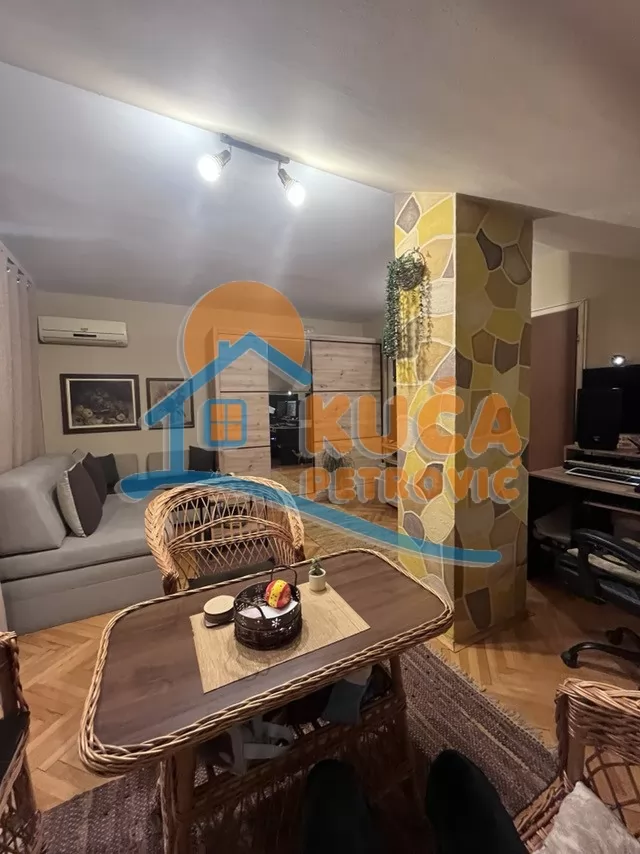 Jednosoban stan, 40 m2, Medicinski fakultet, Dragiše Cvetkovića ID: p-016013 1