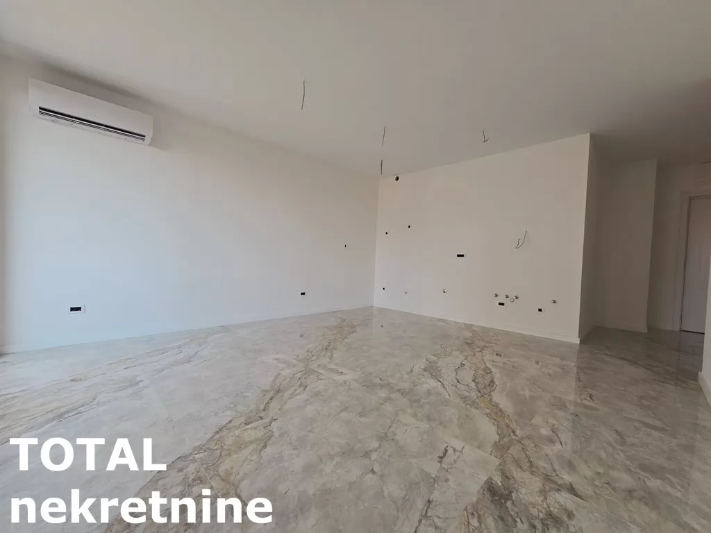 Poslovni prostori,NOVI SAD,CENTAR,kv: 61.00, € 915, ID: 9189895 4