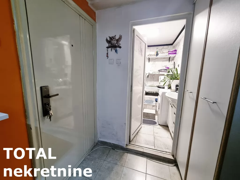 Stan,NOVI SAD,BULEVAR,kv: 54.00, € 125000, ID: 1102057 6