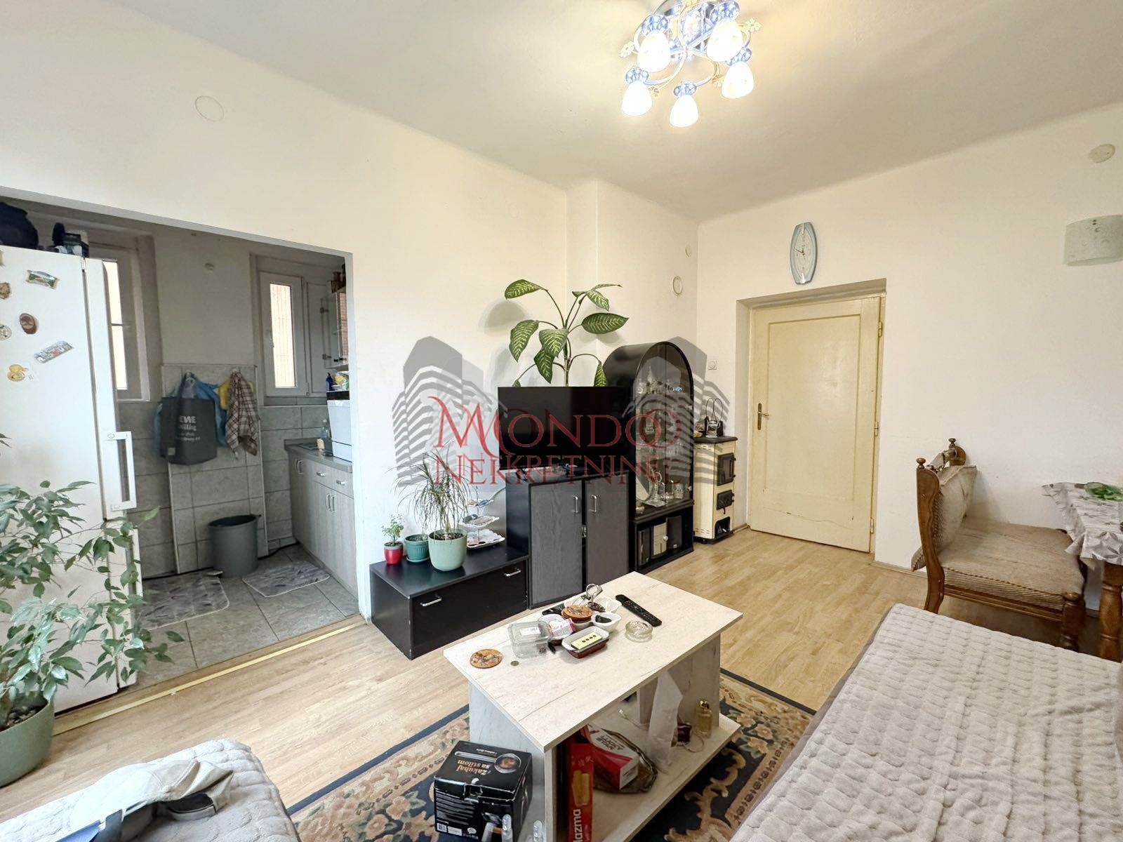 Dvoiposoban stan u blizini parka Cair i OS Ucitelj Tasa 1