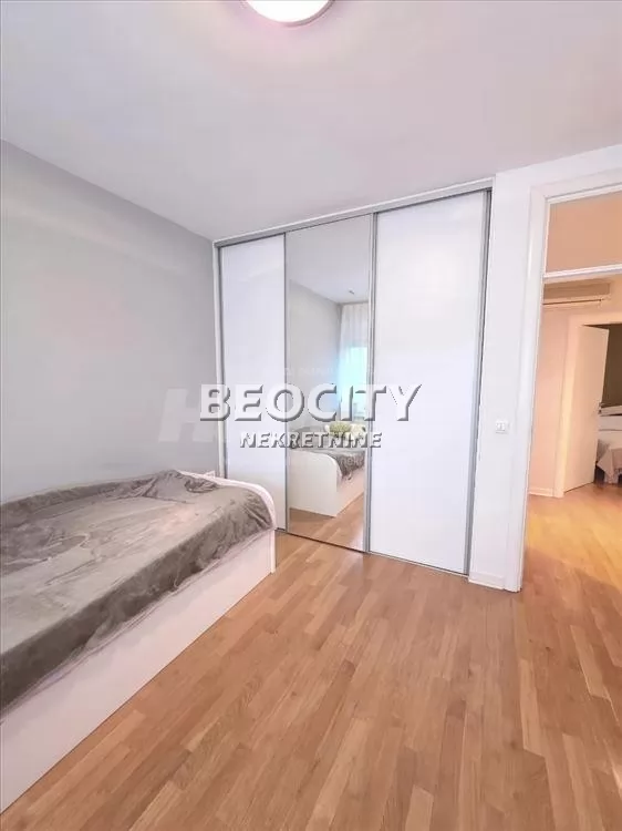 Trosoban stan, 140 m2, Stepa Stepanović, Bulevar Peka Dapčevića ID: 130122 12