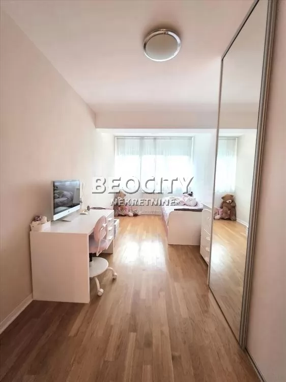 Trosoban stan, 140 m2, Stepa Stepanović, Bulevar Peka Dapčevića ID: 130122 8