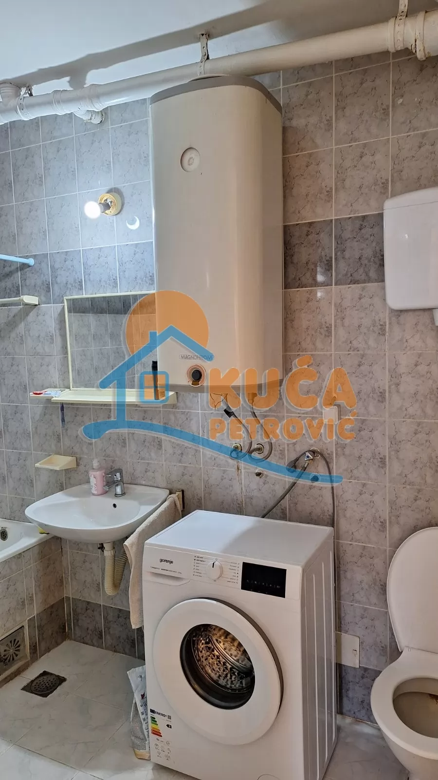 Dvosoban stan, 65 m2, Tehnički fakulteti, Bulevar Nikole Tesle ID: i-016010 8