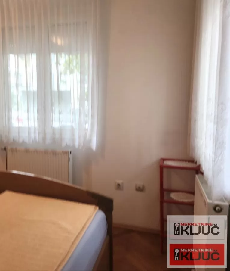 GRBAVICA IZDAJE SE DVOSOBAN NAMEŠTEN STAN 12