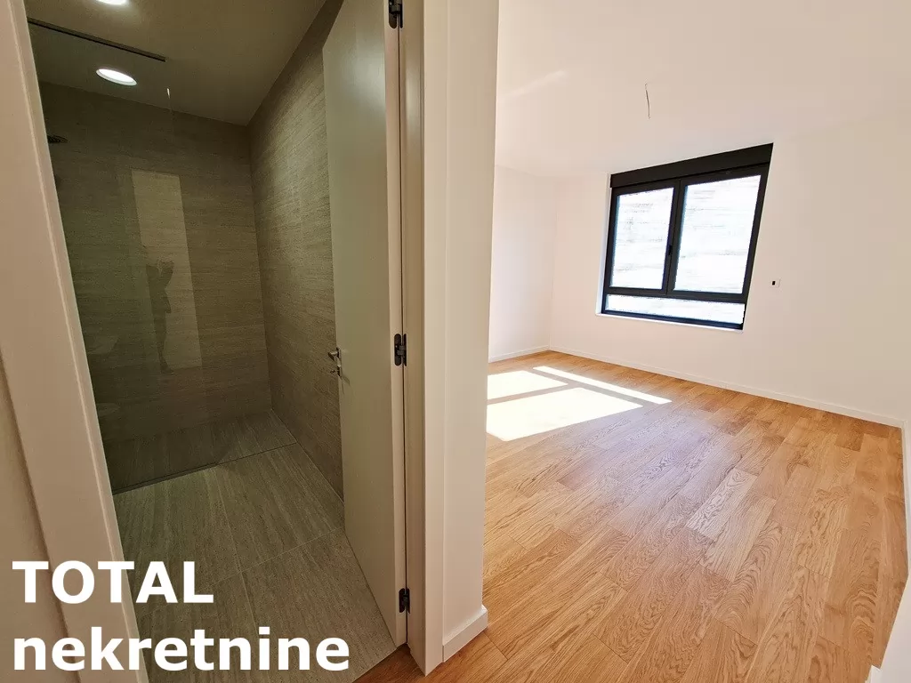 Poslovni prostori,NOVI SAD,CENTAR,kv: 112.00, € 1680, ID: 9189892 16