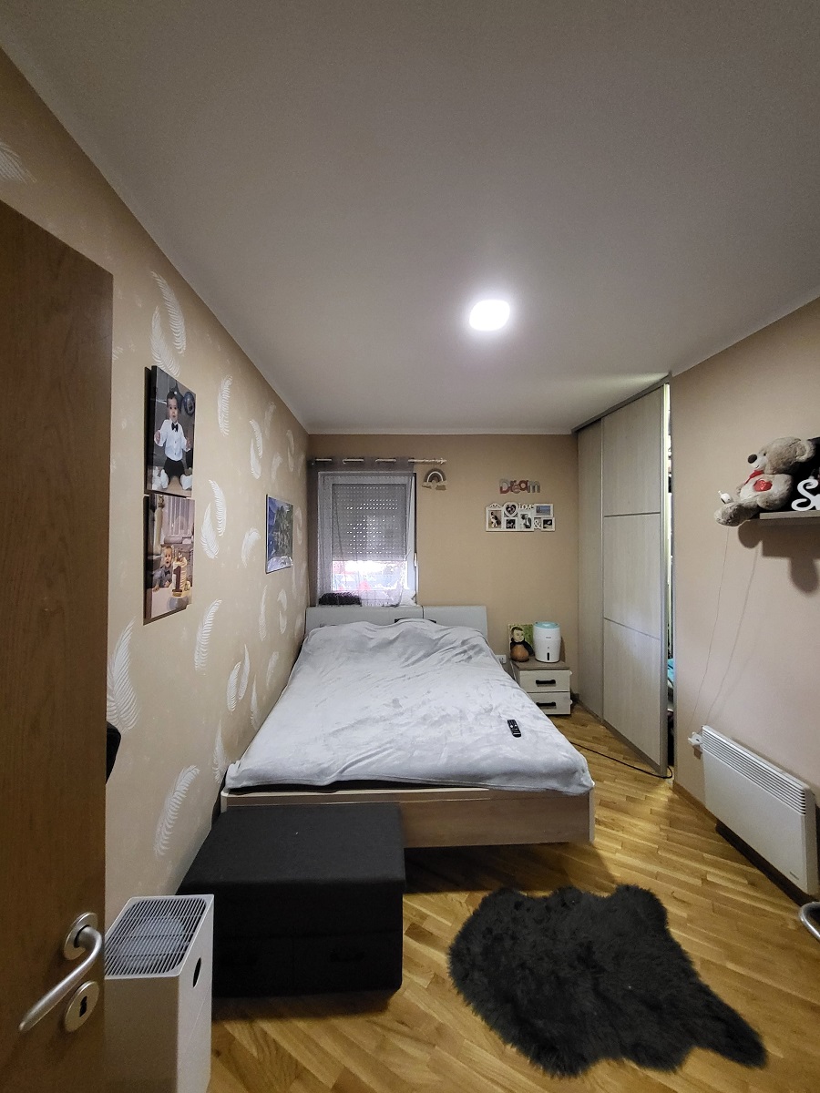 Namešten 3 0 stan u ulici Živka Davidovića  83m2 4