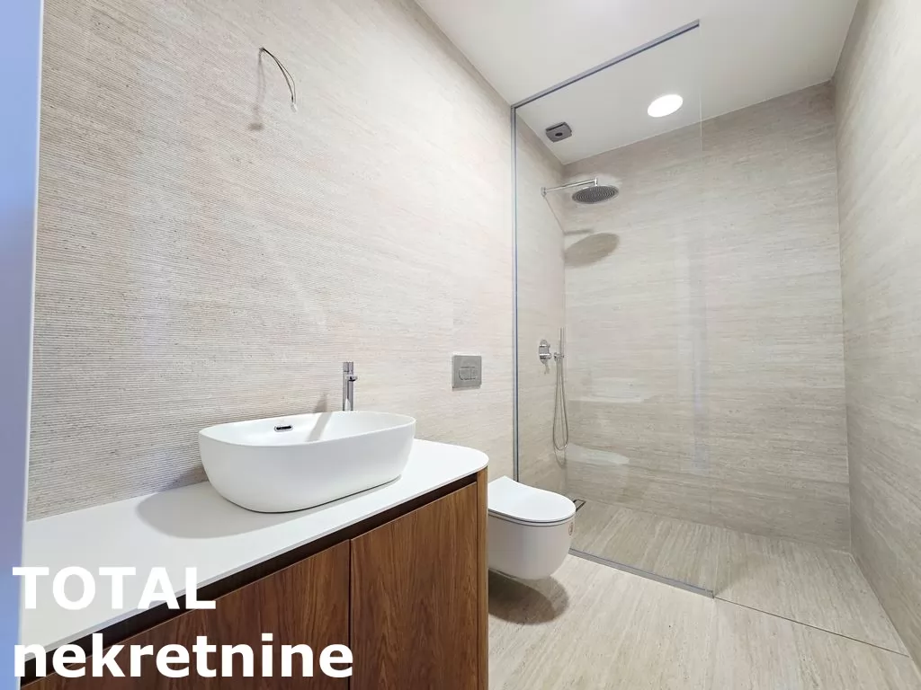 Stan,NOVI SAD,CENTAR,kv: 107.00, € 529000, ID: 1102409 11