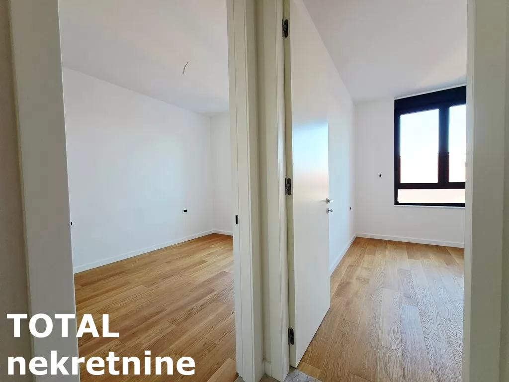 Stan,NOVI SAD,CENTAR,kv: 107.00, € 529000, ID: 1102409 7