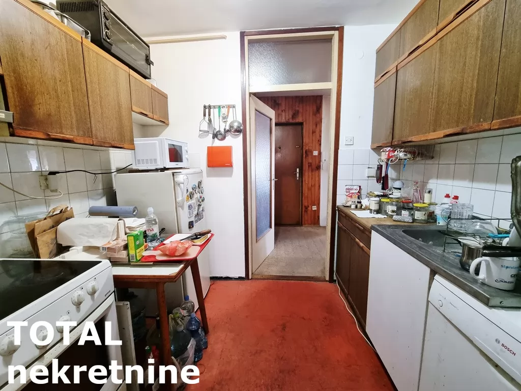 Stan,PETROVARADIN,BLOK 8,kv: 77.00, € 135000, ID: 1099621 13