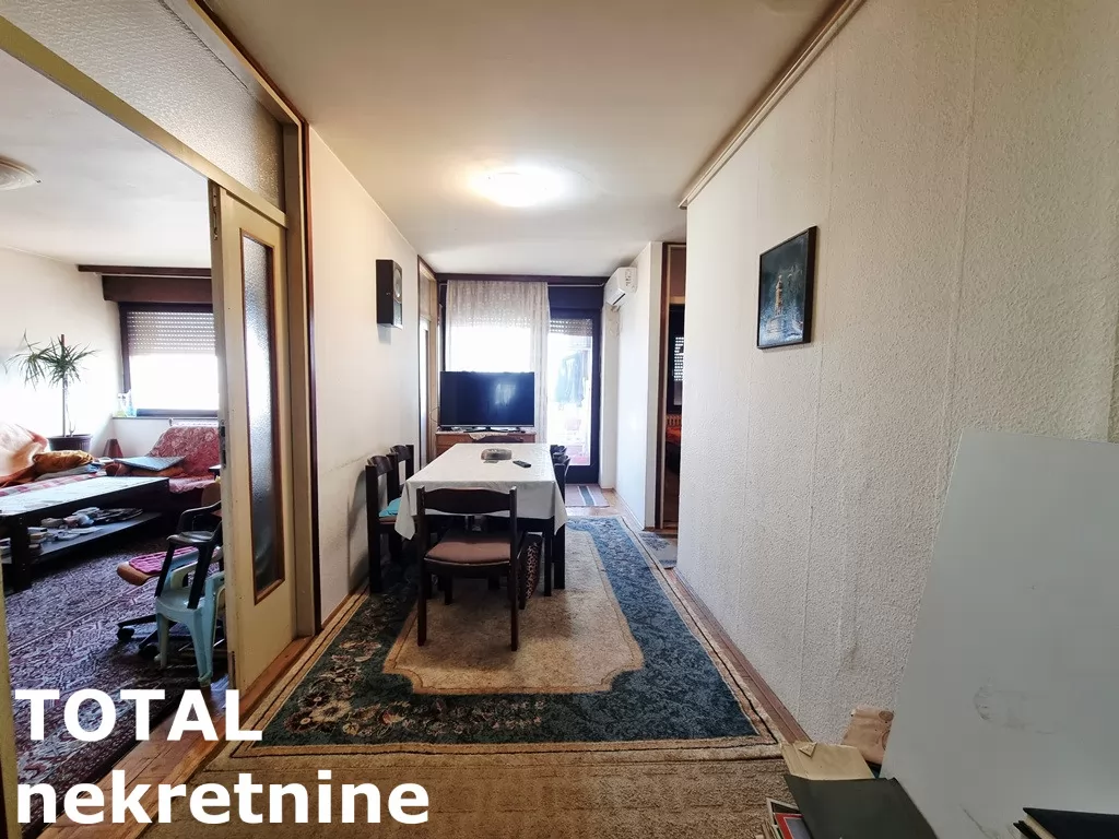 Stan,PETROVARADIN,BLOK 8,kv: 77.00, € 135000, ID: 1099621 9