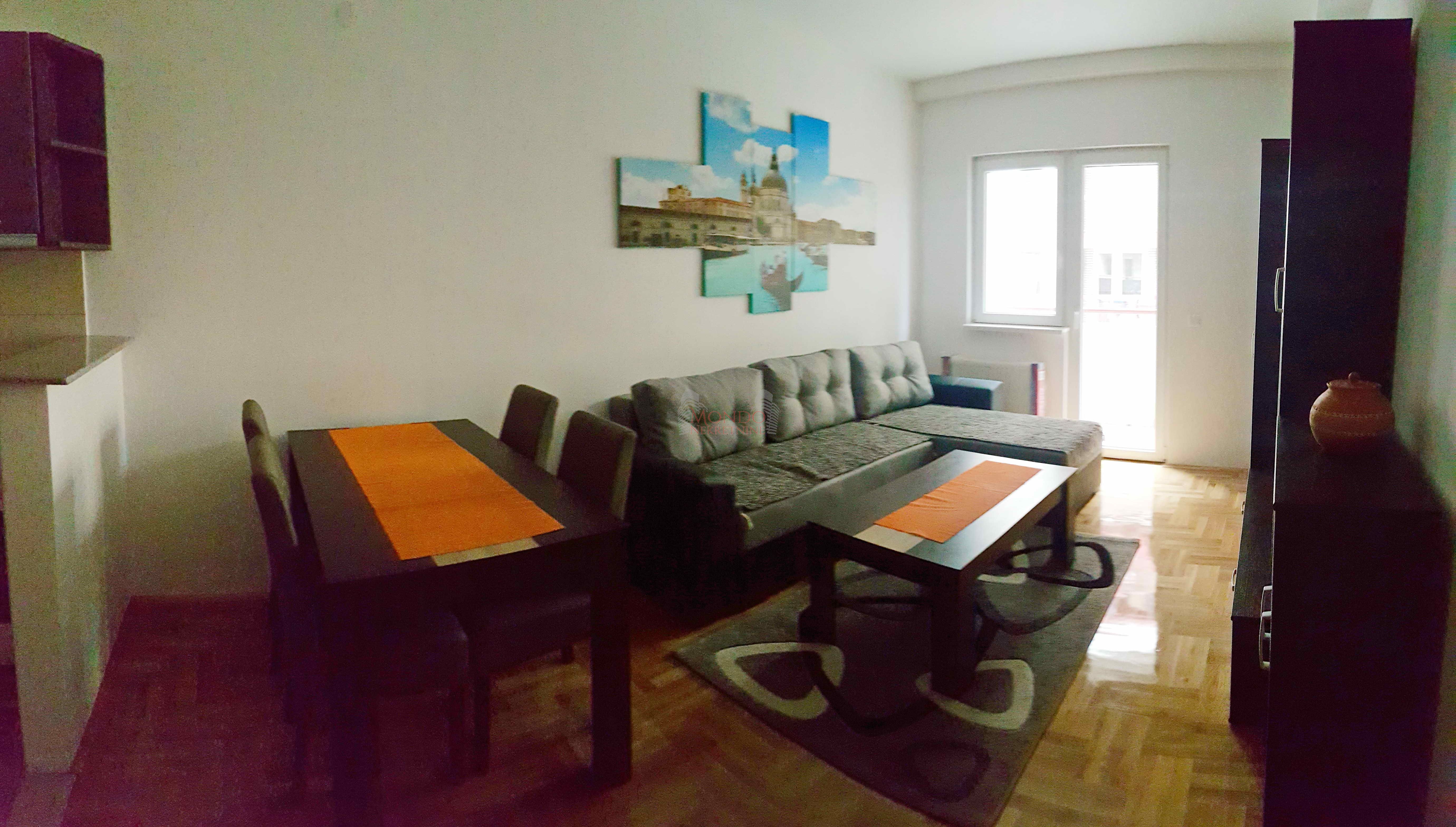 Izdaje se jednoiposoban stan u centru ul. Generala Milojka Lesjanina 3