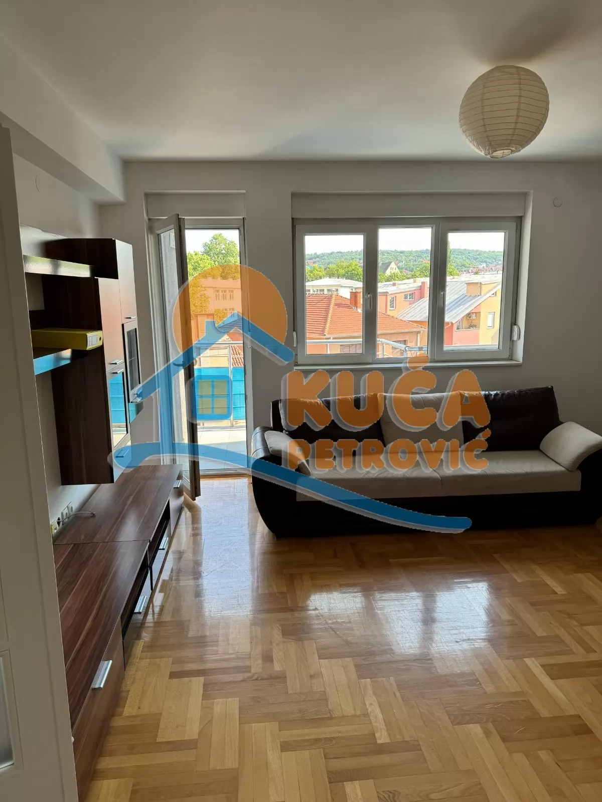 četvorosoban stan, 101 m2, Čair, Hajduk Veljkova ID: p-016004 1